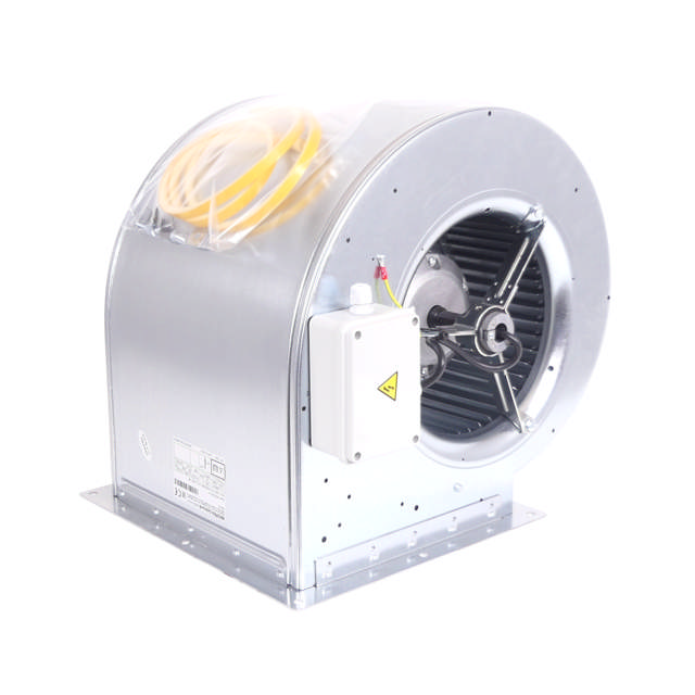 Ventilator for kondensator